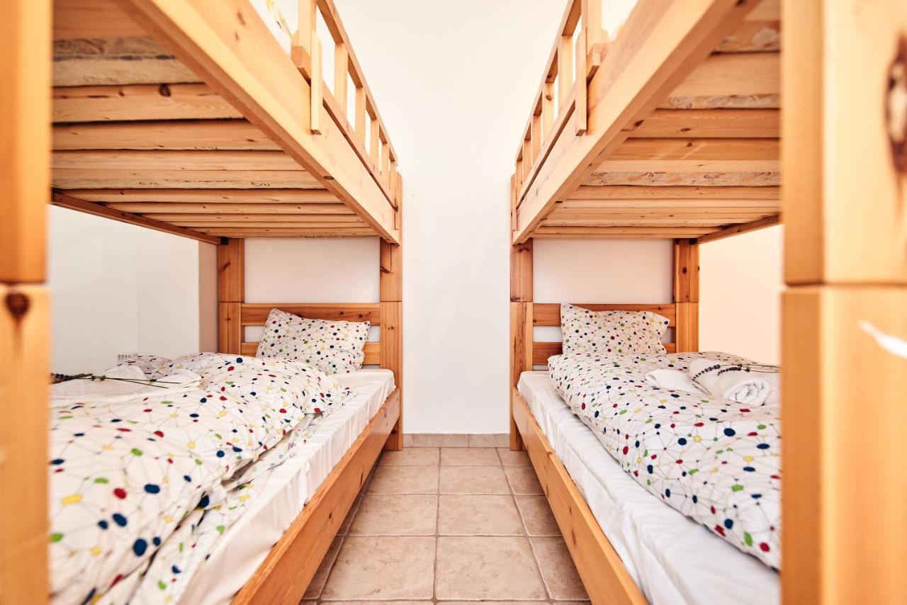 Elisson Hostel Крионерион Экстерьер фото